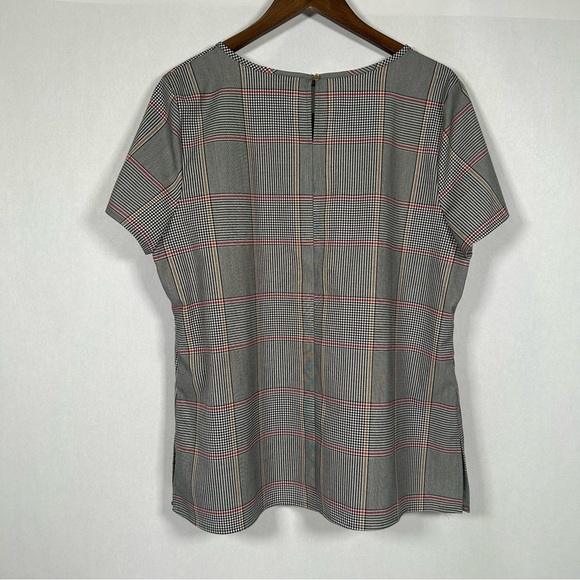 2 for$15 Liz Claiborne Career Black and Red Plaid Short Sleeve Blouse - Picture 3 of 11